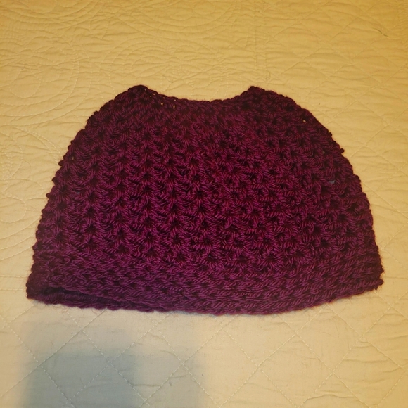 NWOT Handmade Crochet Beanie Hat for Pony Tail - Picture 1 of 4